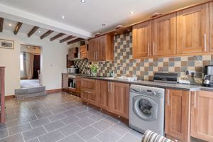 Kitchen- click for photo gallery